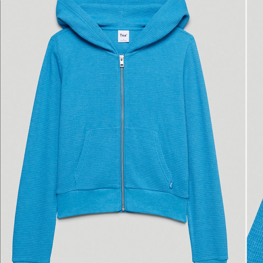 Aritzia TNA thermal light blue